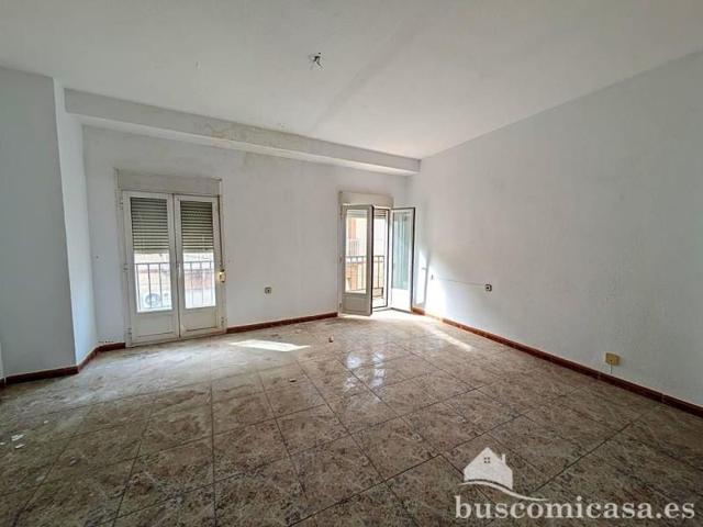 Piso en venta en Linares, Calle la Virgen, 23700 photo 0