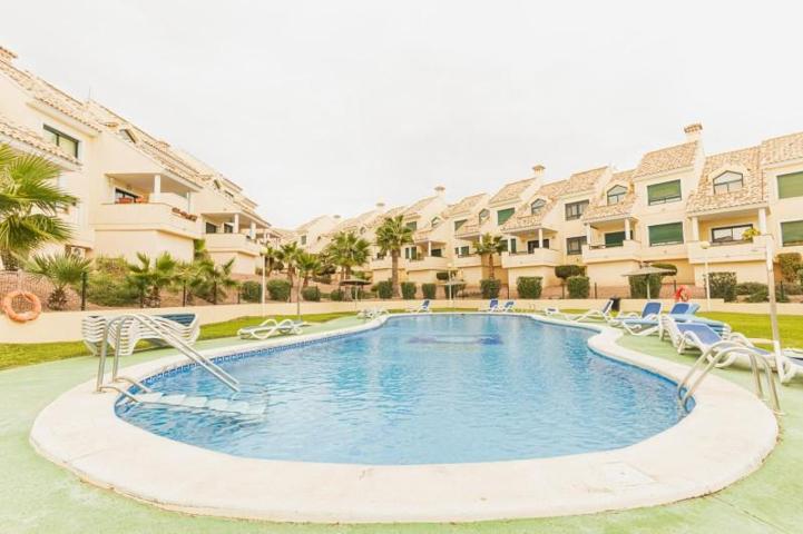 Apartamento en venta en Orihuela Costa, Campoamor photo 0