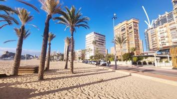 Apartamento en venta en Benidorm, Playa de Poniente photo 0