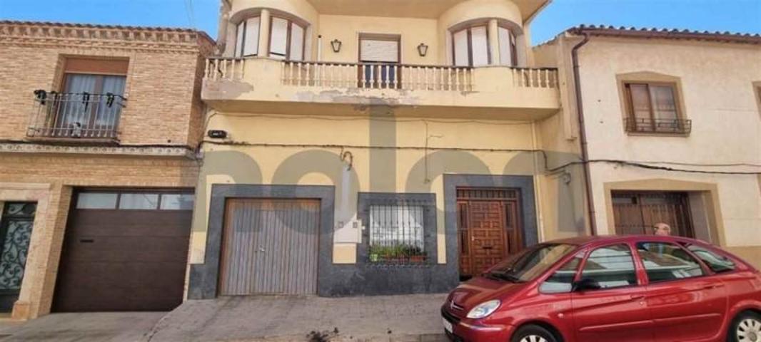 Piso en venta en Villarrobledo, La Mancha photo 0
