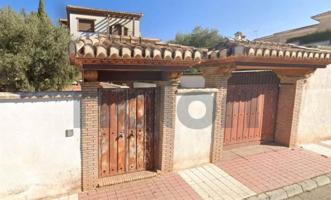 Chalet en venta en Otura, Área de Granada photo 0