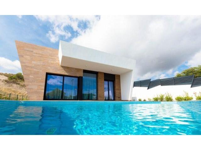 Chalet en venta en Finestrat photo 0