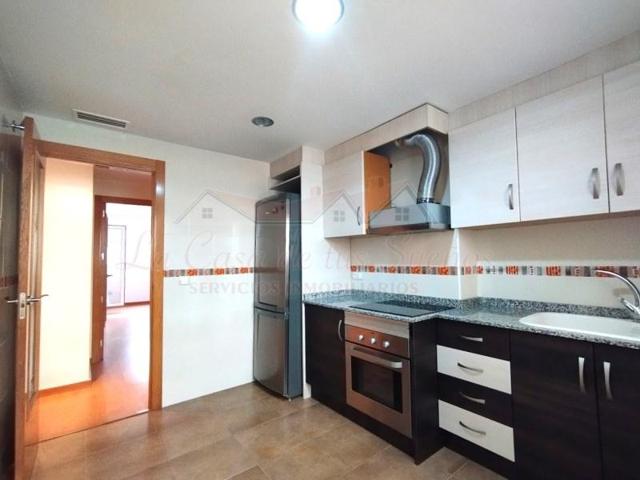 Apartamento en venta en Sax photo 0