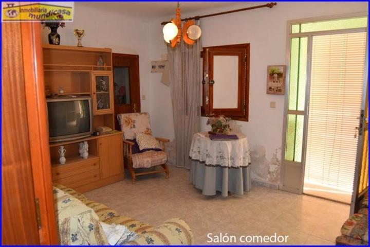 Casa en venta en Orihuela, La Matanza photo 0