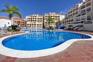 Apartamento en venta en Los Cristianos, Avenida San Francisco, 38650 photo 0