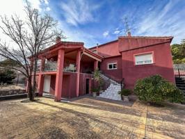 Chalet en venta en Onil photo 0