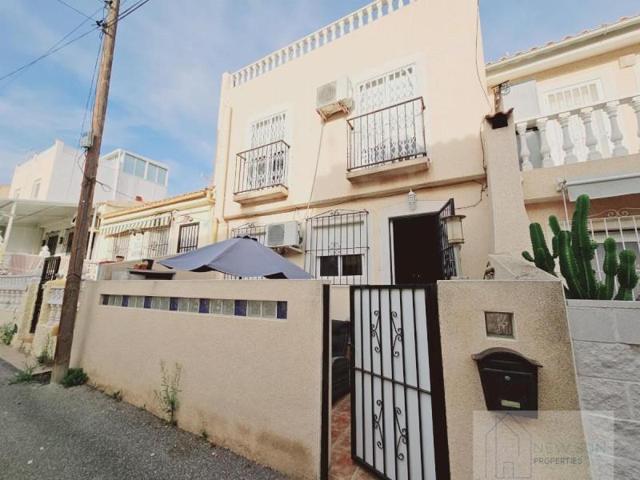 Apartamento en venta en San Fulgencio, Urbanización photo 0