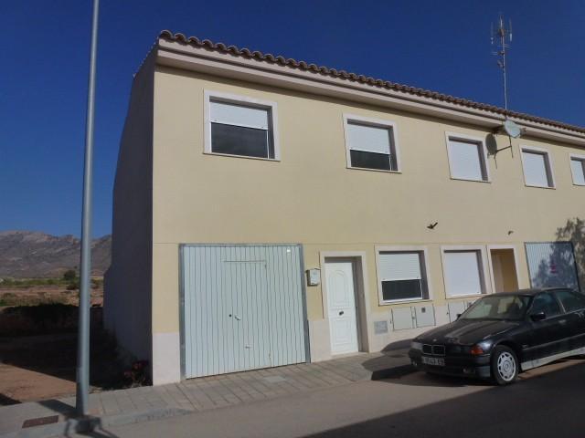 Adosada en venta en Hondon de las Nieves photo 0