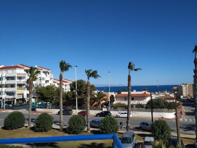 Apartamento en venta en Torrevieja, Sector 25 photo 0