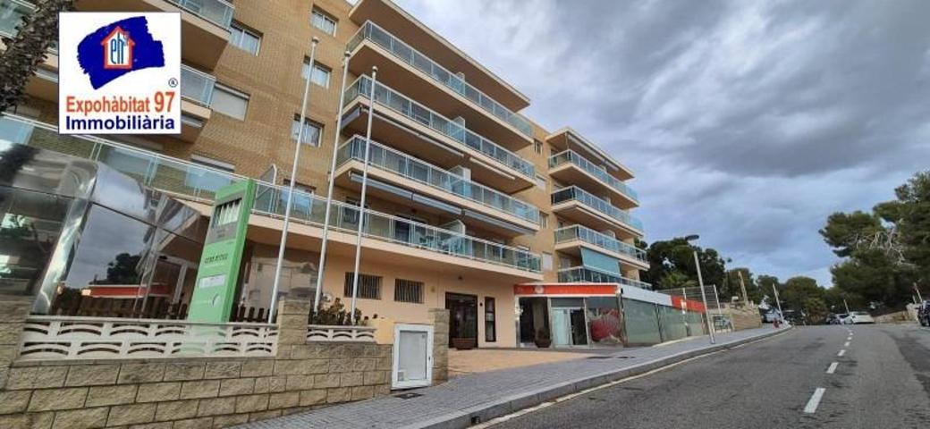 Local comercial en venta en Salou, Cap salou photo 0