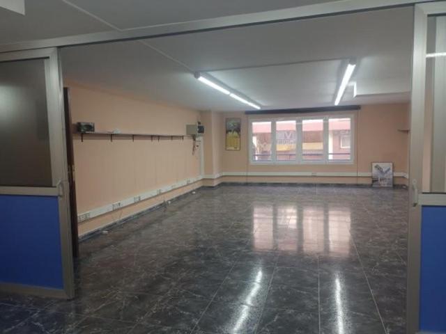 Local comercial en venta en Santander, Castilla-Hermida photo 0