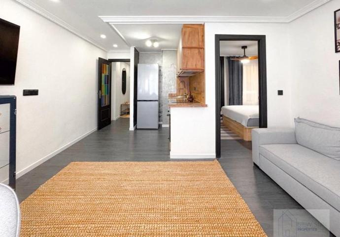Apartamento en venta en Guardamar del Segura, Pueblo photo 0
