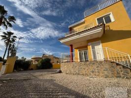 Chalet en venta en Guardamar del Segura, EL RASO photo 0