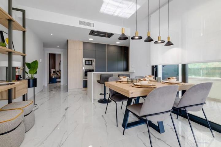Apartamento en venta en Orihuela Costa, Punta Prima photo 0