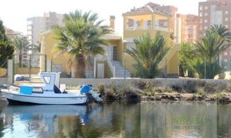 Chalet en venta en La Manga del Mar Menor, LA MANGA DEL MAR MENOR photo 0