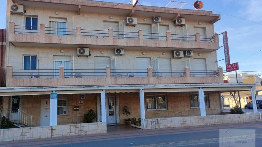 Edificio en venta en Murcia, Ronda Sur photo 0