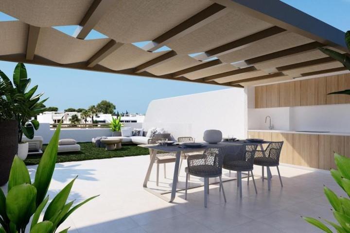 Bungalow en venta en San Pedro del Pinatar, Los Cuarteros photo 0