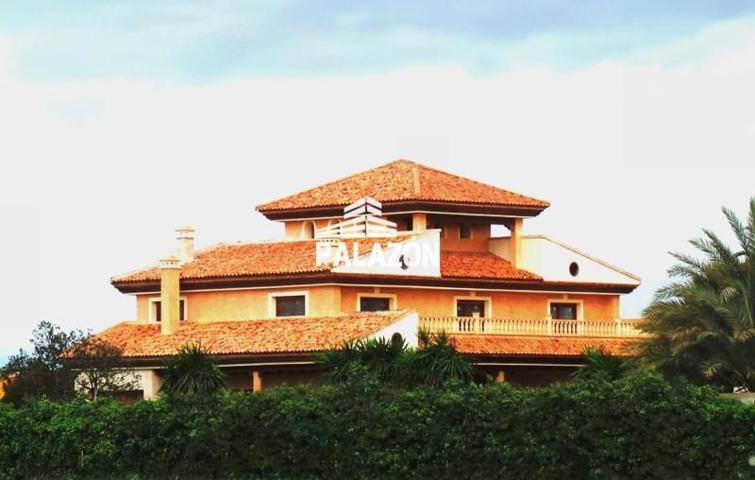 Chalet en venta en Catral photo 0