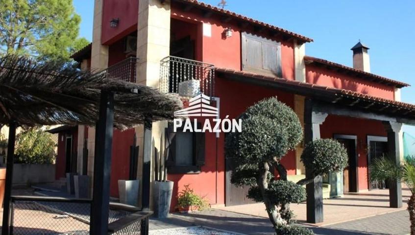 Chalet en venta en Catral photo 0