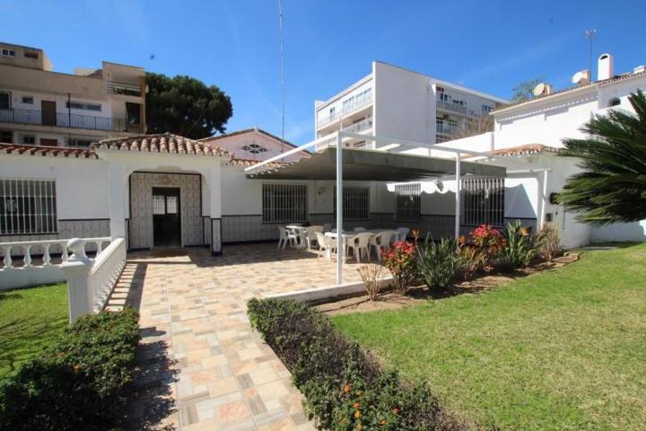 Chalet en venta en Benalmádena, Benalmádena Costa photo 0