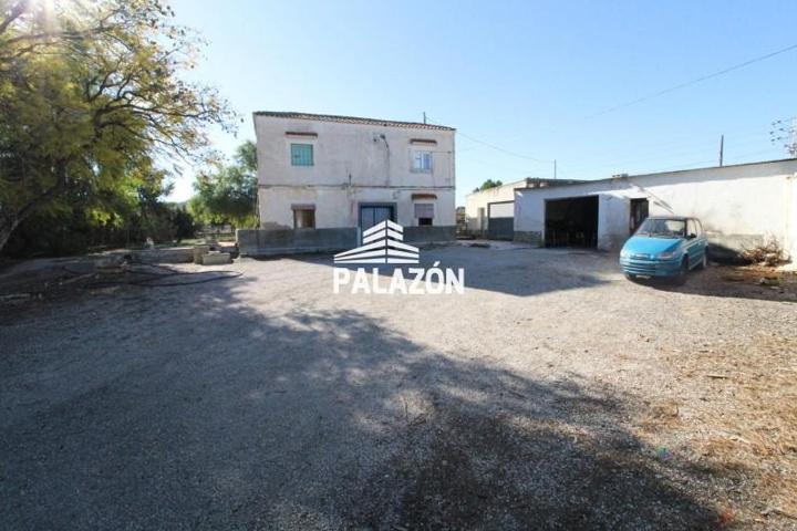 Casa con terreno en venta en Aspe photo 0