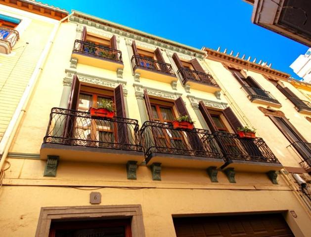 Piso en venta en Granada, Centro photo 0