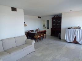 Piso en venta en Málaga, Pedregalejo photo 0