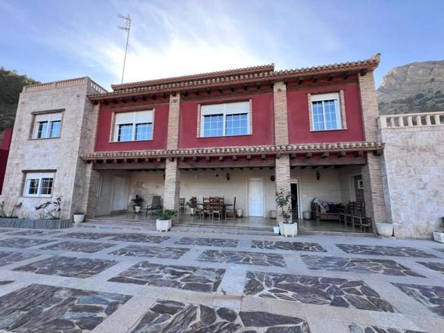 Chalet en venta en Orihuela photo 0