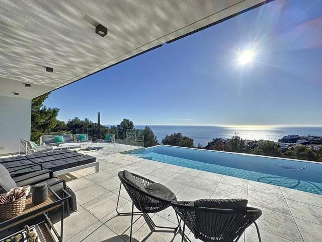 Chalet en venta en Benitachell, Lirios photo 0