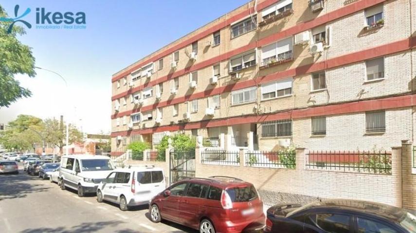 Piso en venta en Sevilla, La Plata photo 0