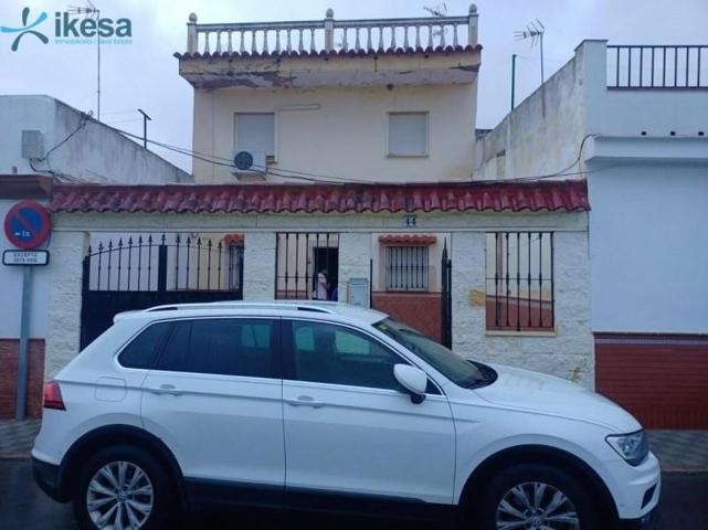 Casa en venta en Gibraleón, South of spain photo 0