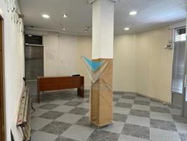 Local comercial en venta en Manises, MERCADO LOS PINOS photo 0