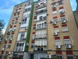 Piso en venta en Dos Hermanas, Centro photo 0