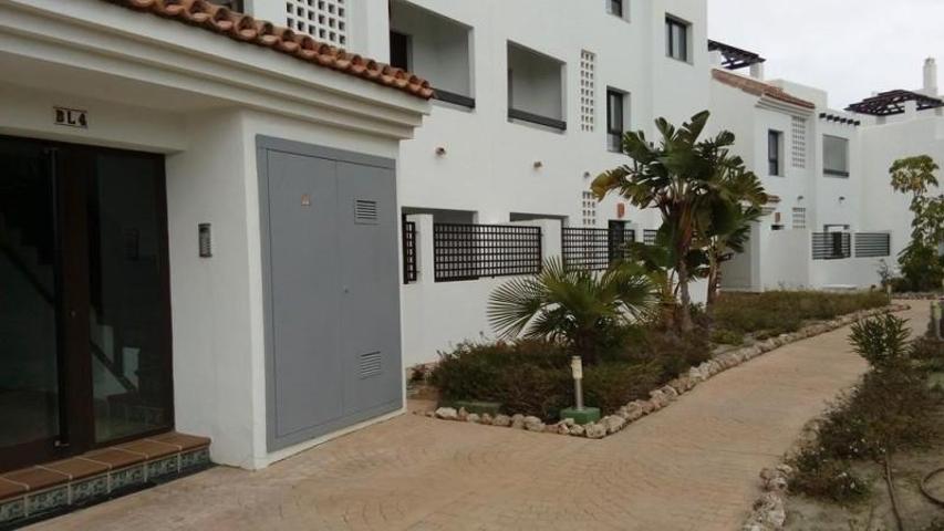 Apartamento en venta en La Línea de la Concepción, Alcaidesa photo 0
