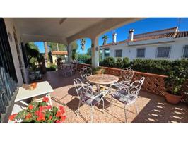 Chalet en venta en Vilamarxant photo 0