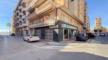 Local comercial en venta en Santa Pola, Calle Almirante Antequera, 03130 photo 0