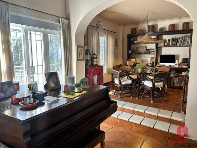 Chalet en venta en Córdoba, Trassierra photo 0