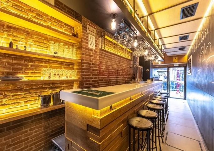 Local comercial en venta en Bilbao, Indautxu photo 0