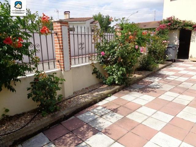 Casa en venta en Santovenia de Pisuerga, Centro photo 0