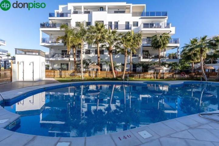 Piso en venta en Motril, Playa Granada photo 0