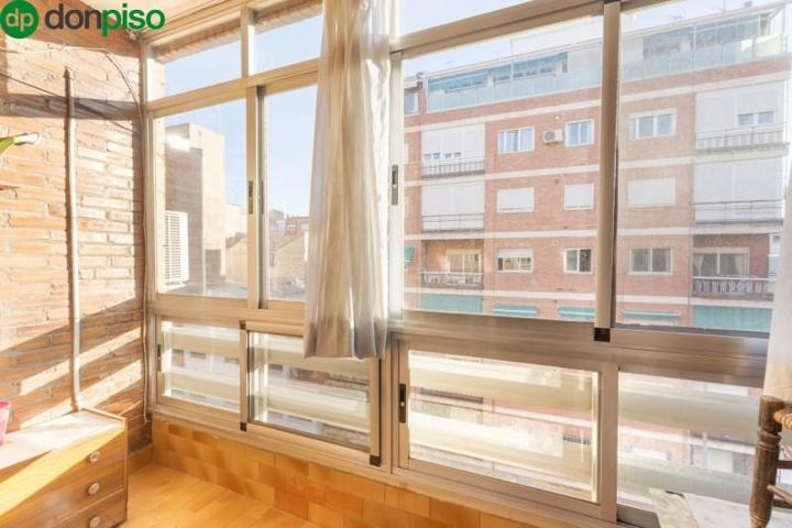 Piso en venta en Granada, Sanders photo 0
