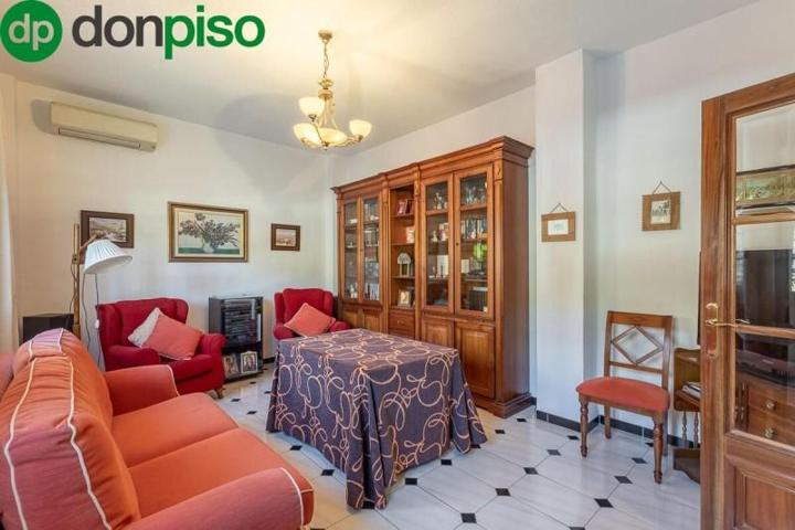 Casa en venta en Monachil, Barrio de monachil photo 0