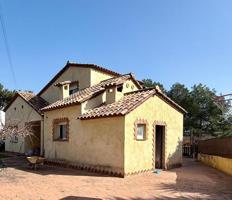 Chalet en venta en Canyelles, Vora sitges photo 0