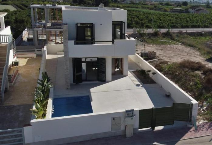 Chalet en venta en Daya Nueva, Comunidad valenciana photo 0