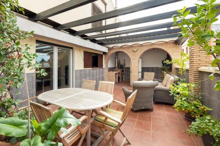 Adosada en venta en Granada, Cerrillo de maracena photo 0
