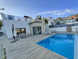 Chalet en venta en Finestrat, Balcón de finestrat photo 0