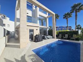 Chalet en venta en Orihuela photo 0