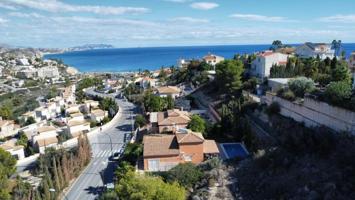 Chalet en venta en El Campello, Carrer d'Oriola, 03560 photo 0
