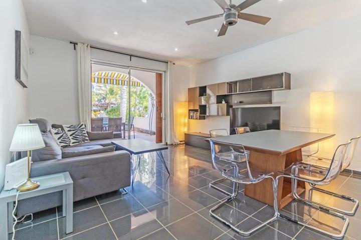 Chalet en venta en Playa de las Américas, Avenida las Americas, 38660 photo 0