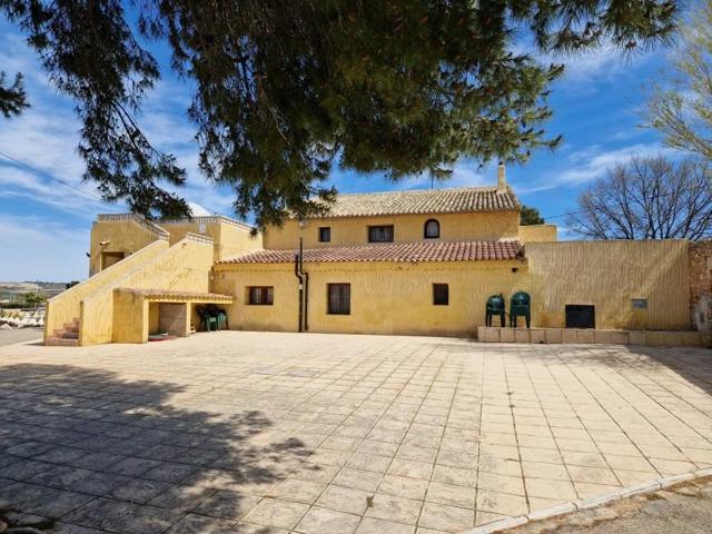 Local comercial en venta en Cañada del Trigo photo 0